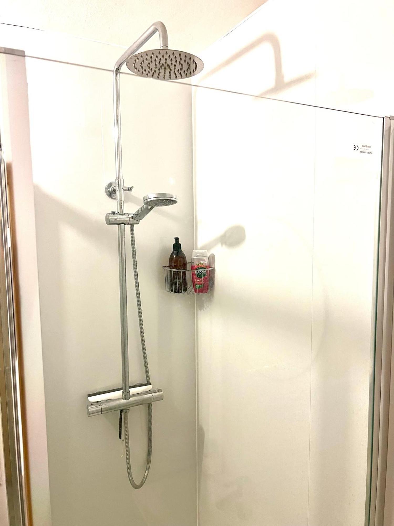 Central London Waterloo - Private Rooms In Shared Apartment エクステリア 写真
